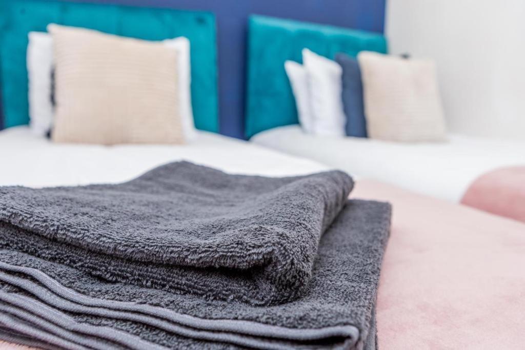 Newcastle'S Most Central Apartment - Sleeps 10 Exteriér fotografie